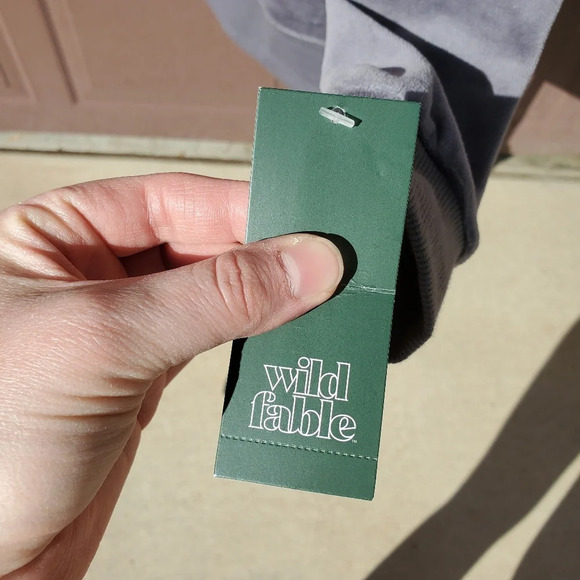 NWT WOMEN'S WILD FABLE SUPER SOFT GRAY PULLOVER XS - Picture 11 of 15